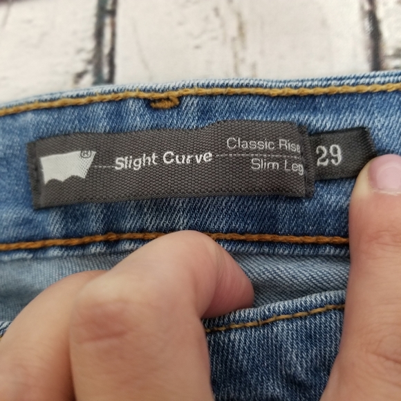 Levis Slim Leg Jeans - Picture 6 of 7
